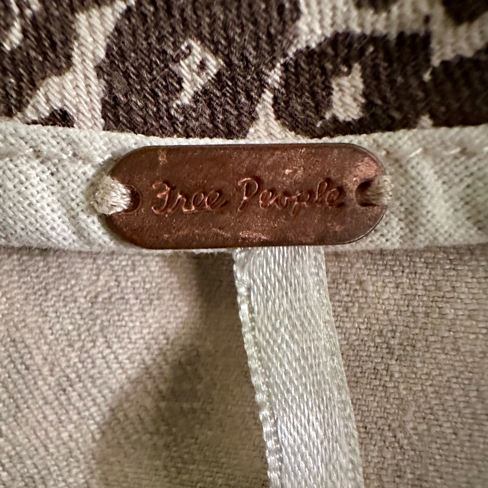 Free People - Modern Femme Novelty Mini Denim Skirt in Leopard Print! - Picture 7 of 8